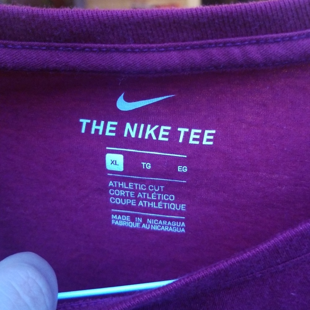 NWT Nike Shirt - Picture 3 of 5